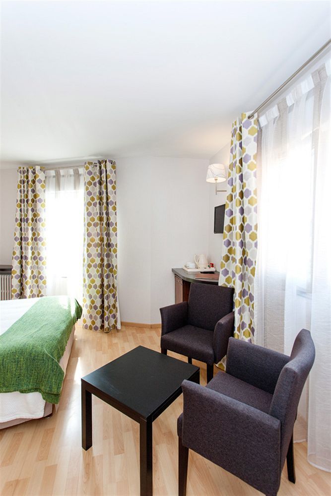 Auberge Du Poids Public Logis Hotel Saint-Felix-Lauragais Экстерьер фото